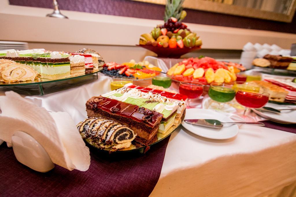 Park Na Wojskiego Bed & Breakfast Marki  Dış mekan fotoğraf